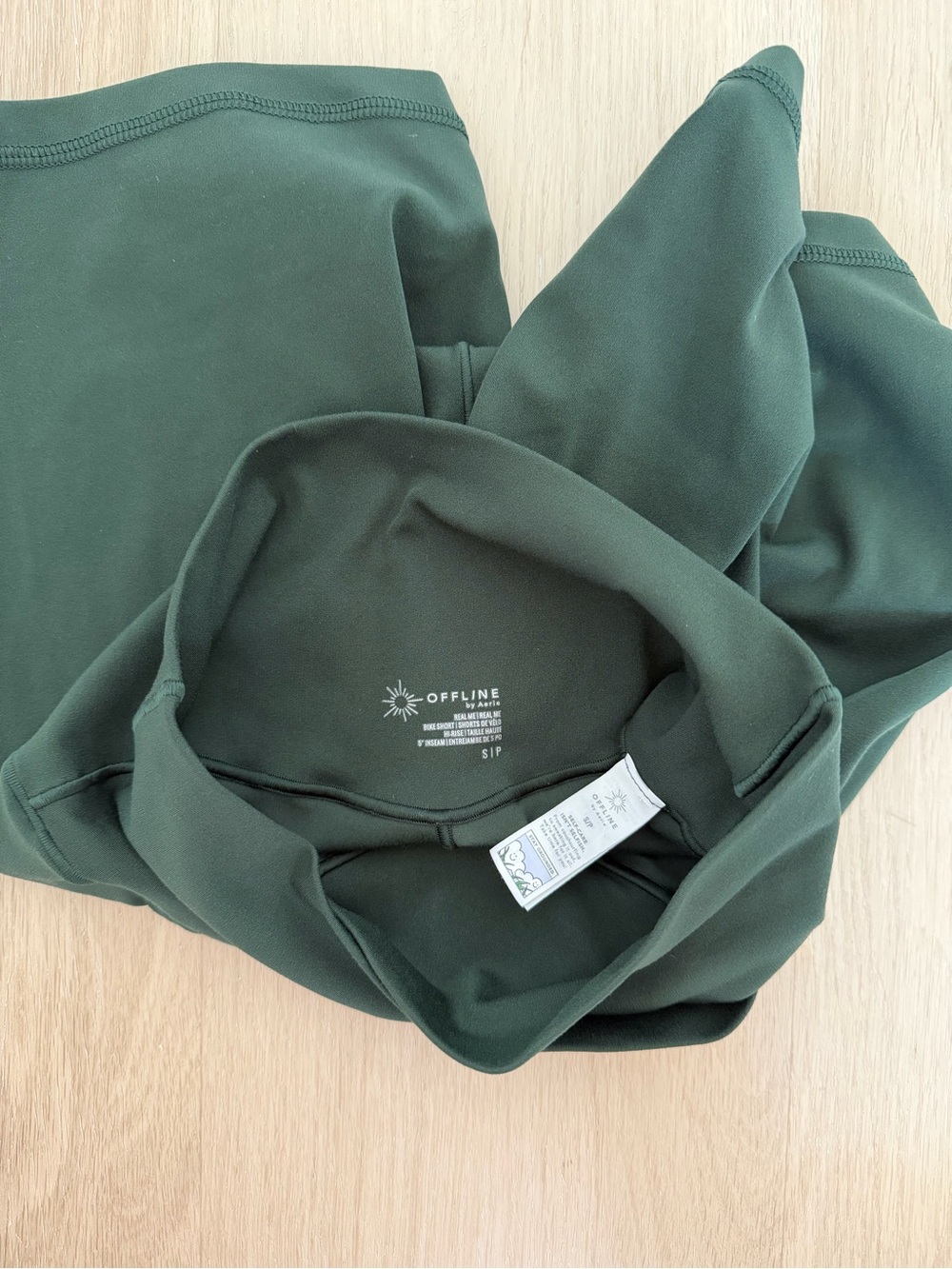 Aerie Offline Biker Shorts Green Size S - Picture 6 of 6